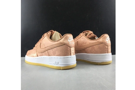 Air Gold Low  Force Clot Silk Rose CJ5290-600 1 0827